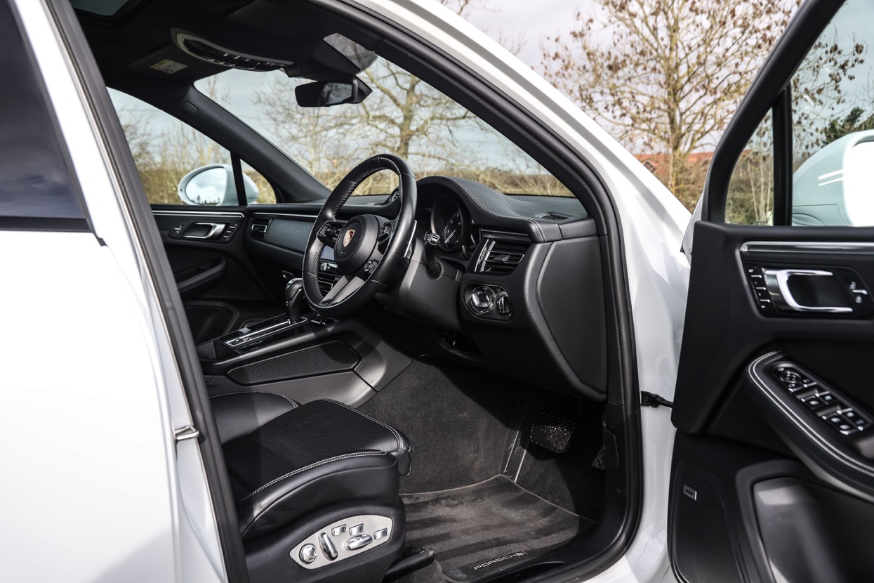2022 Porsche Macan GTS